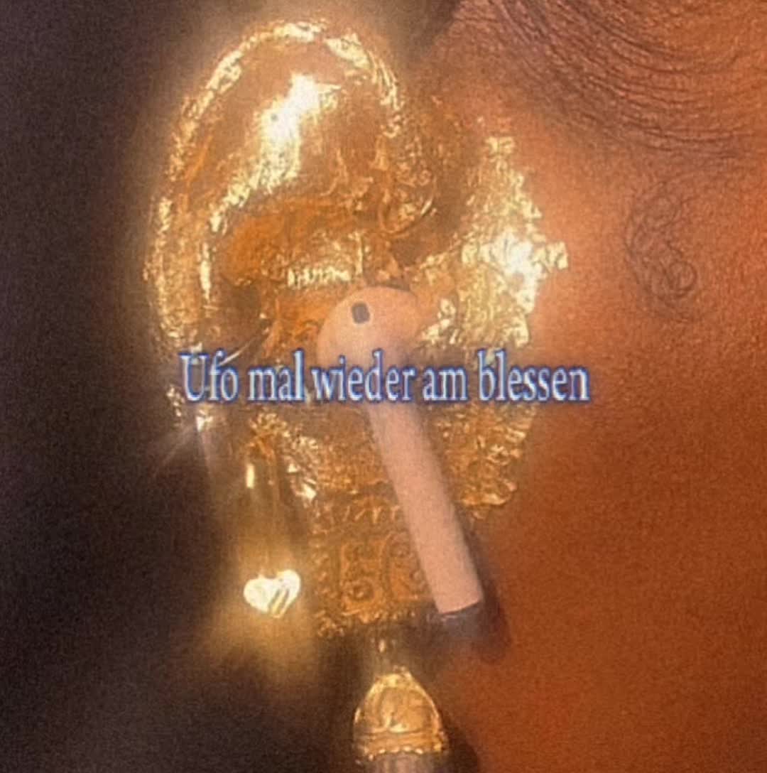 @𝐋