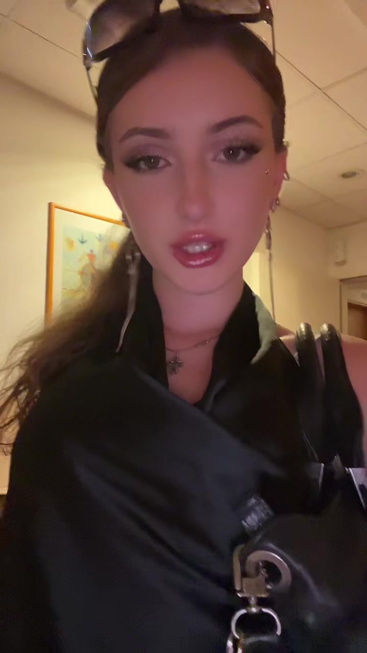 @кисуня 💞