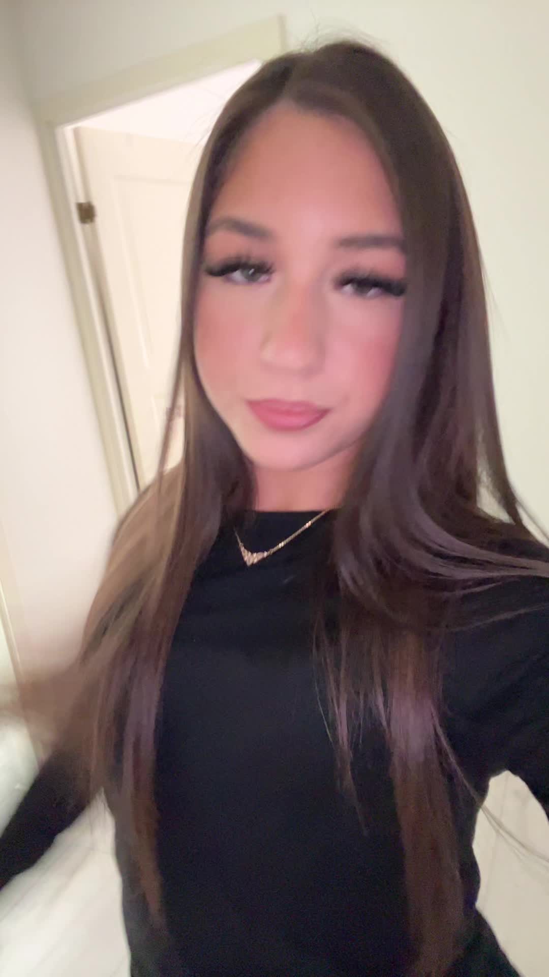 @E’๐๐