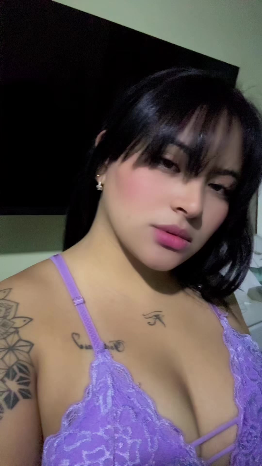 @Ginezflowrs