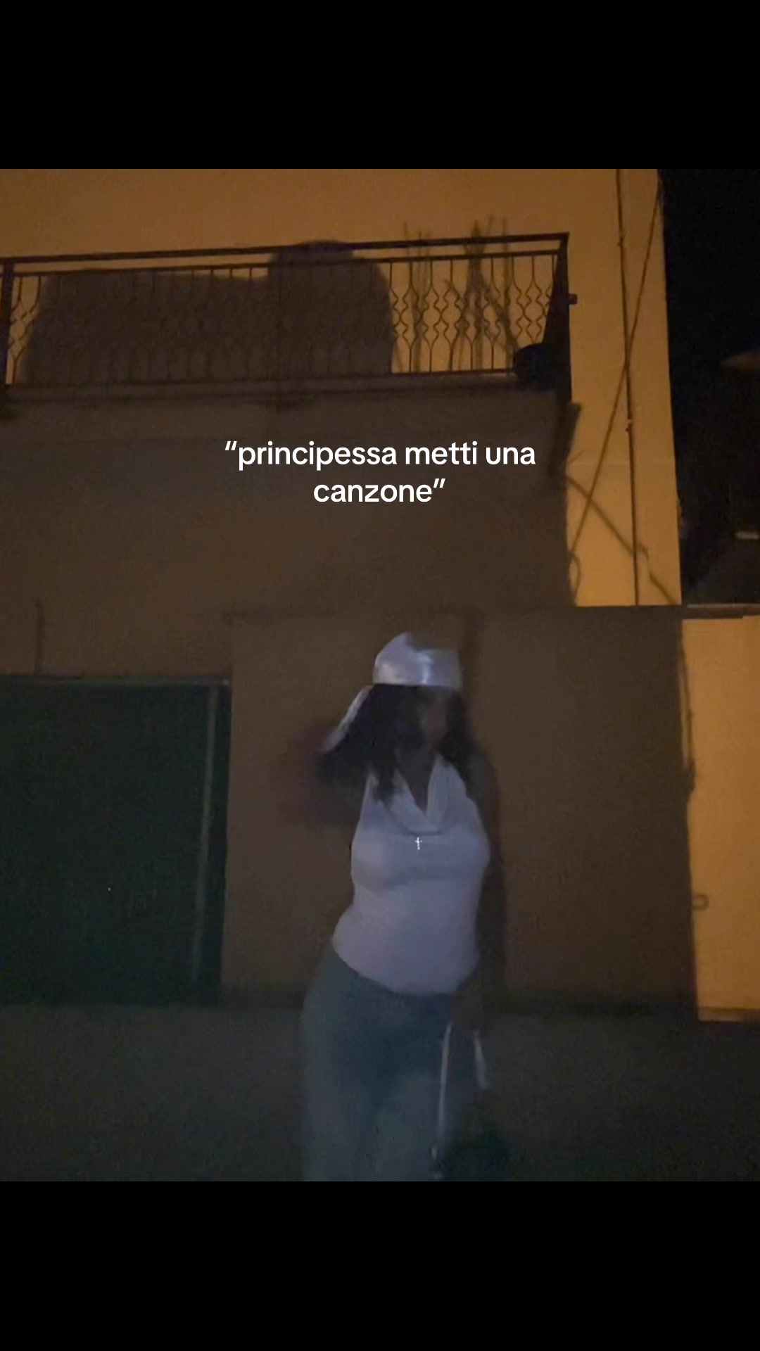 @chi&agrave;💗🦇📀🍷&clubs;️