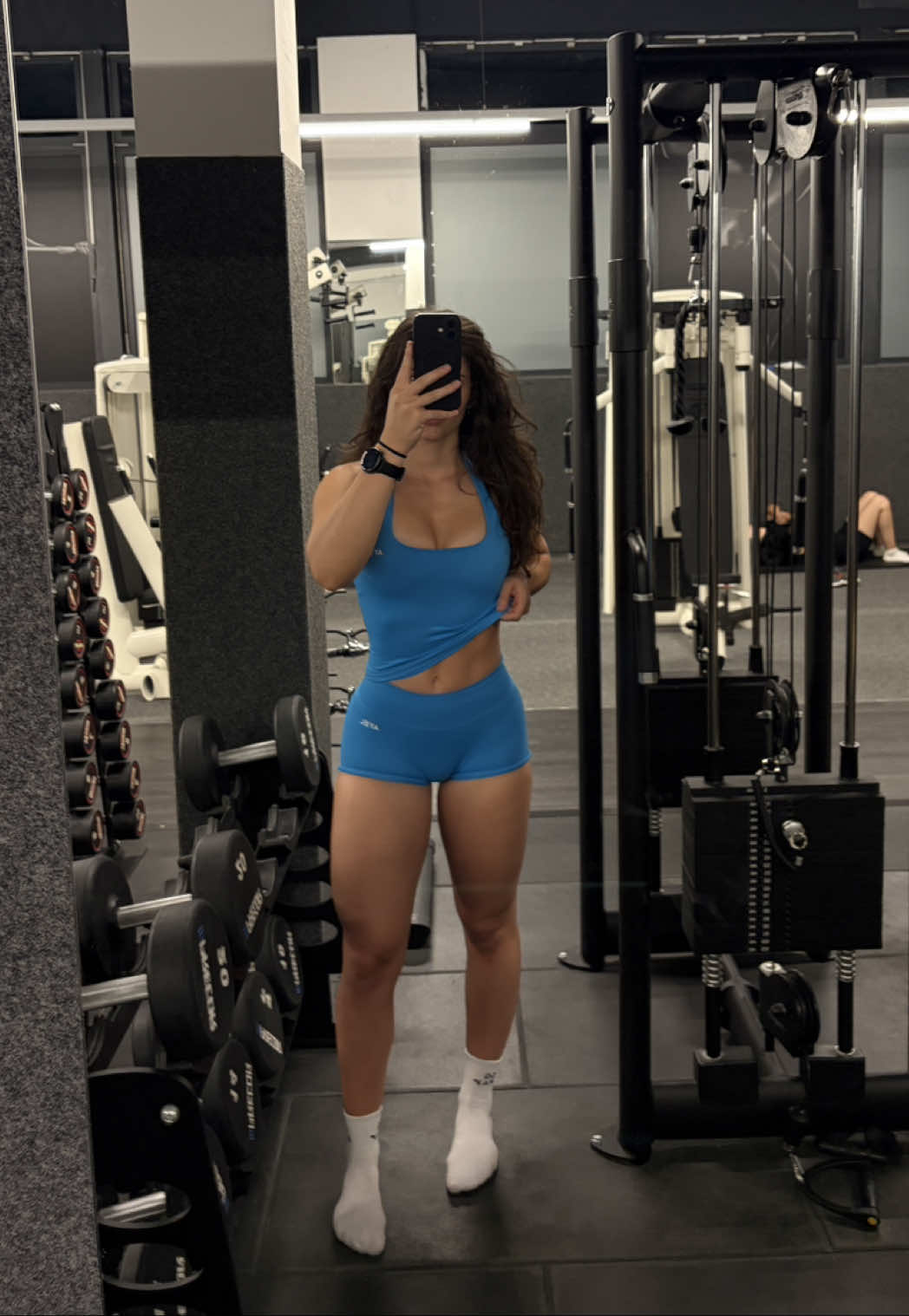 @_Stella_