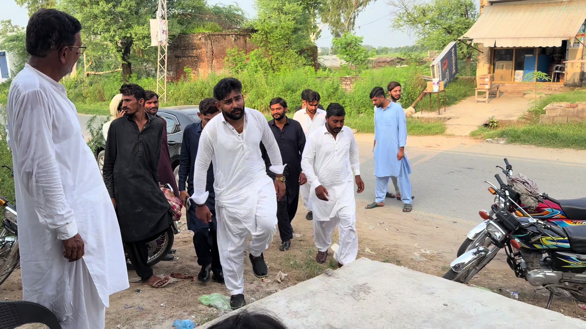 @Khalil Gujjar nafrian