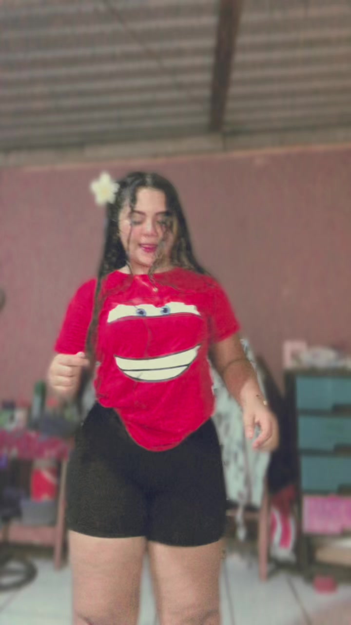 @_🕷️🌸💗