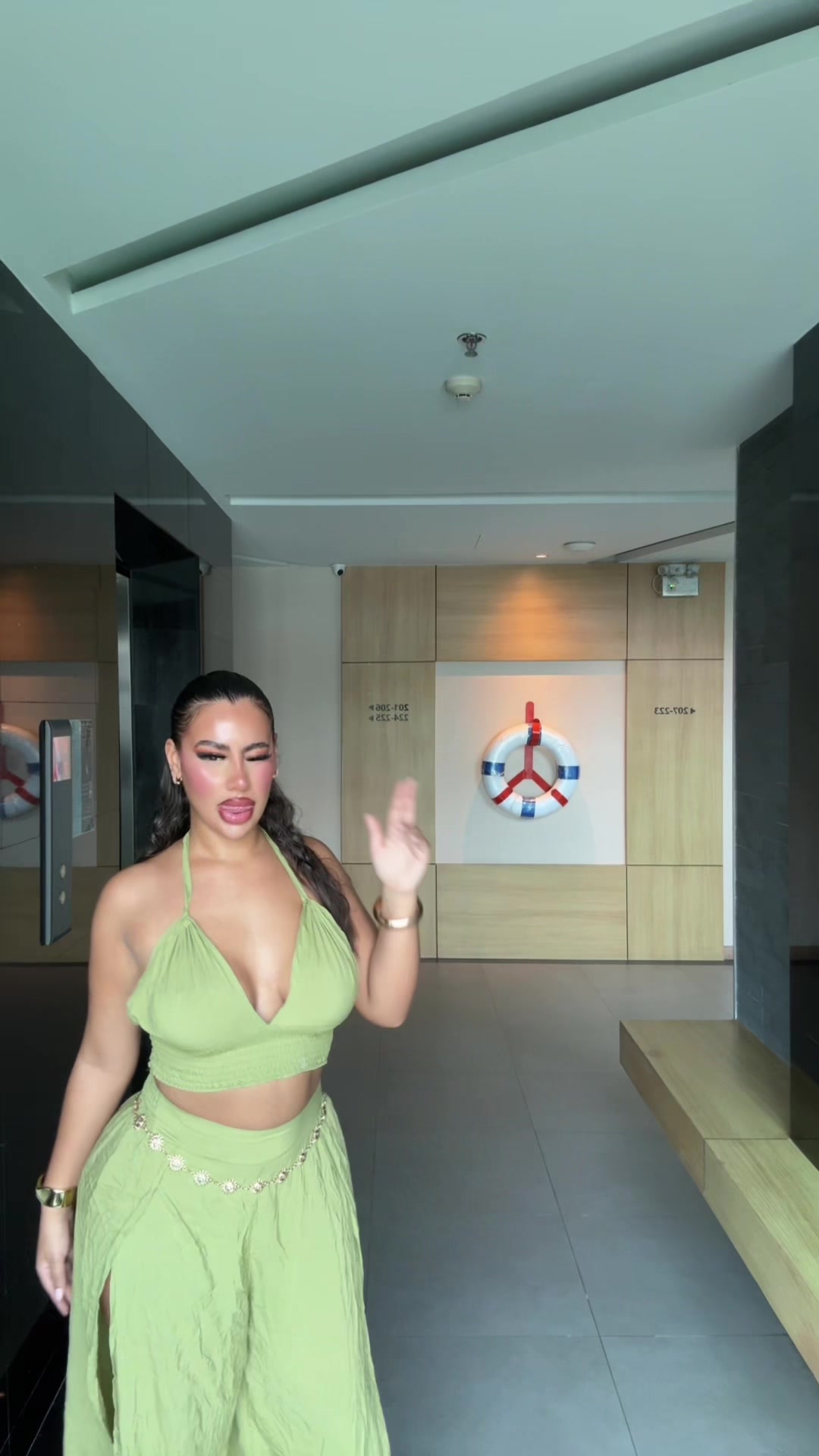 @azuryaaoff