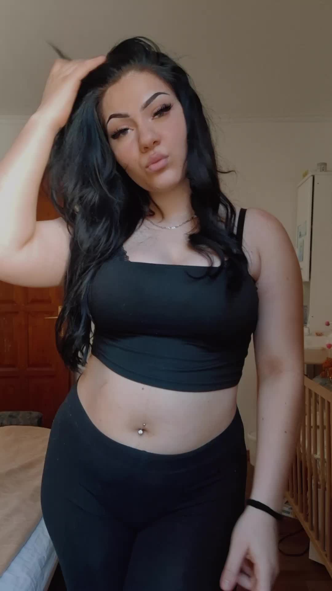 @ℬ🫦