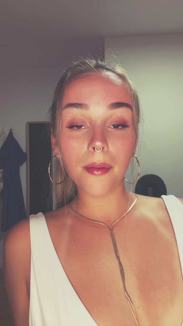 @𝒜𝑔𝒶𝓉𝒽𝒶