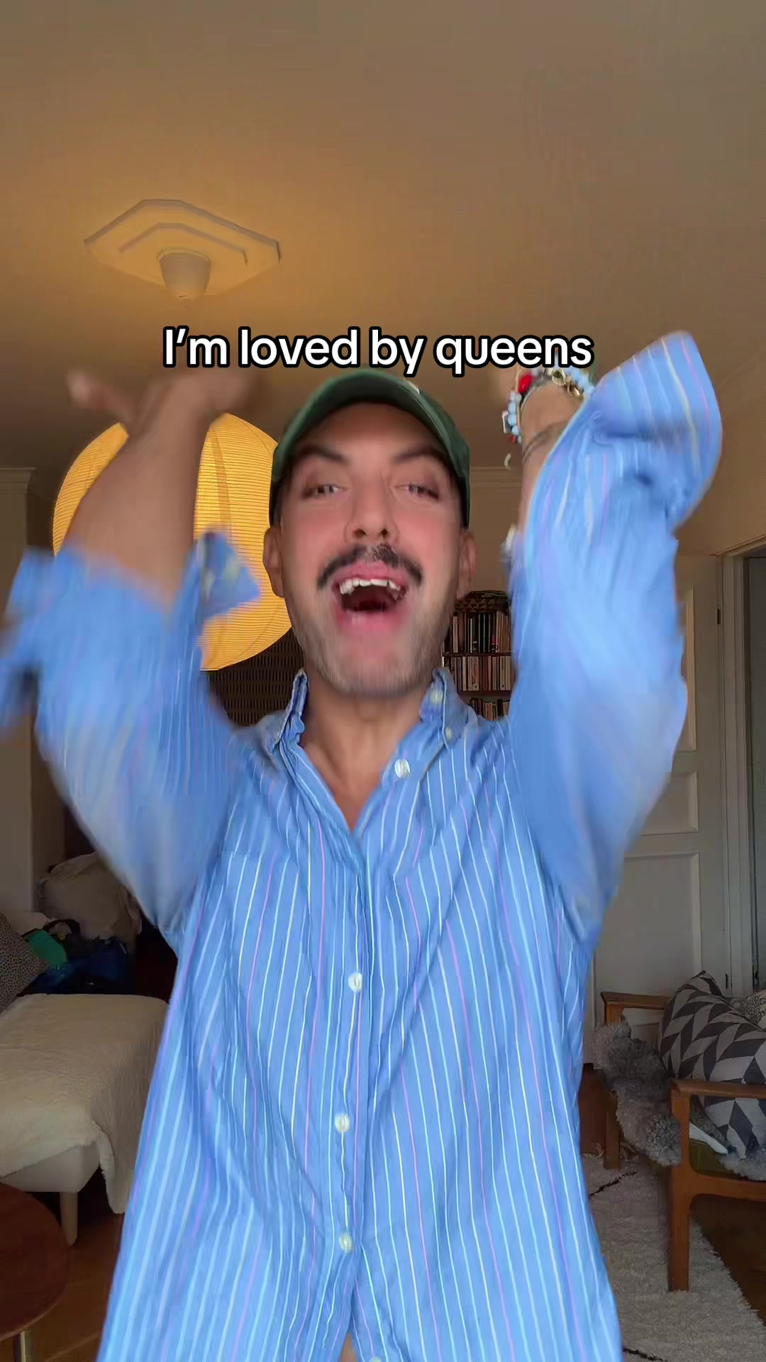 @YouYou