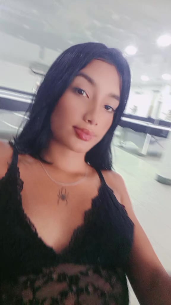 @Yilena🕷️