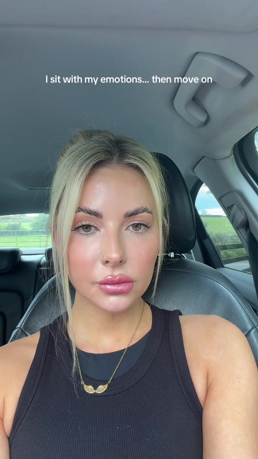 @themelissaclarke