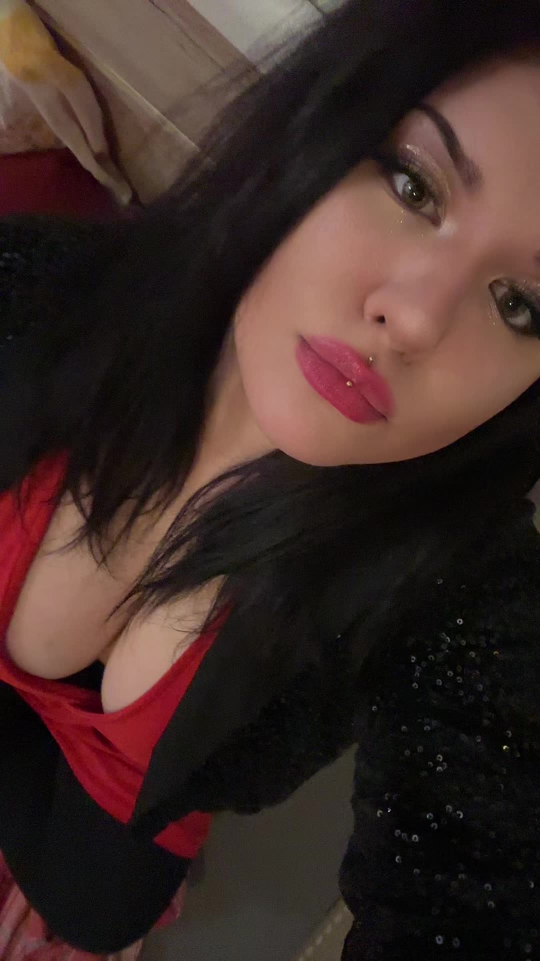 @sarahbrennanmaskova444