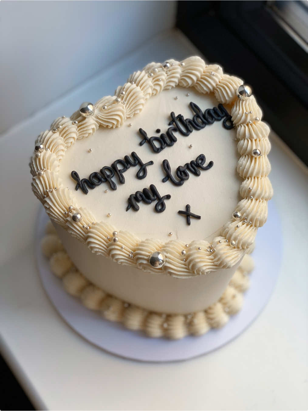 @SinderellaBakes