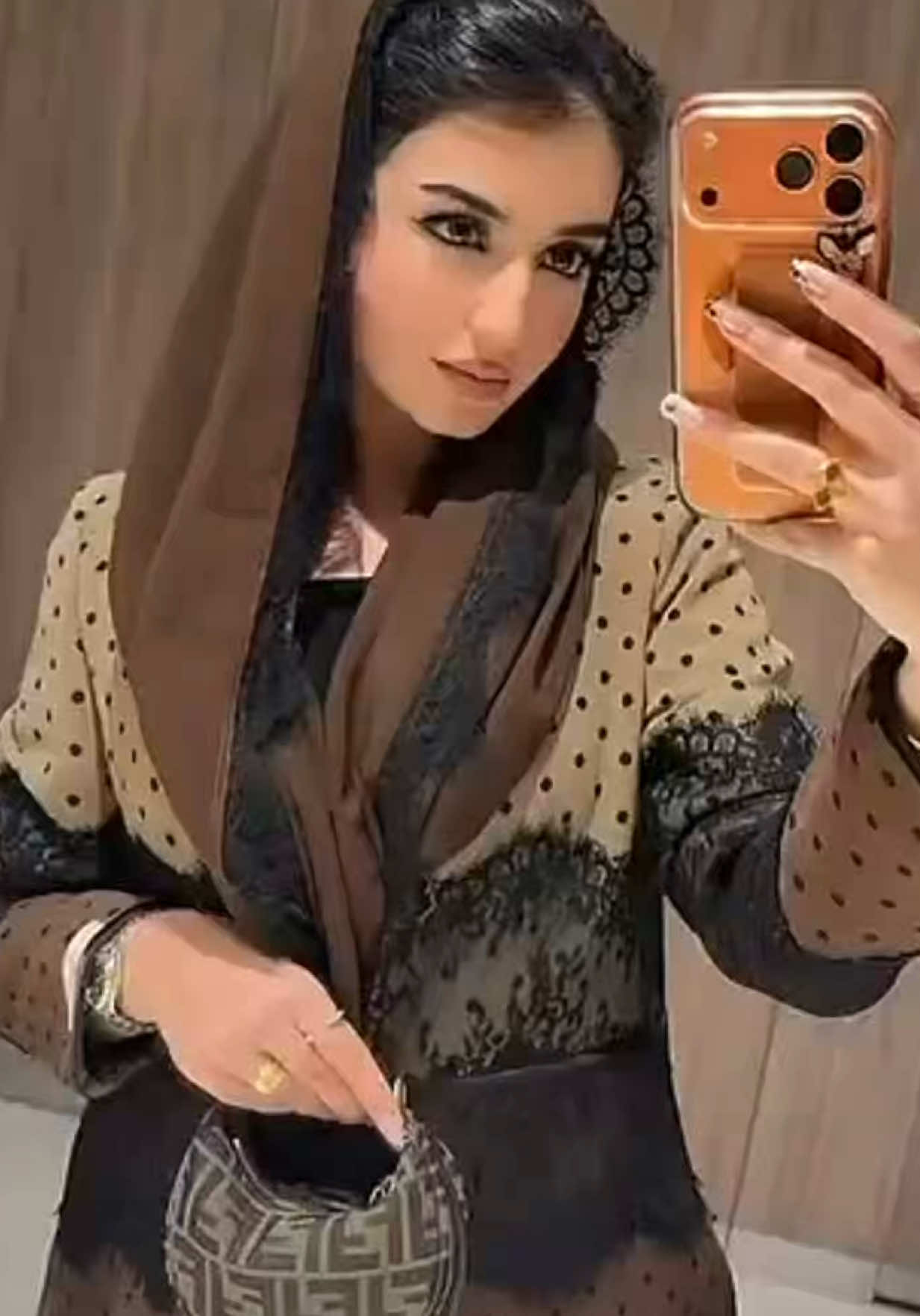 @ثــــيرا &bull; Thira Abaya