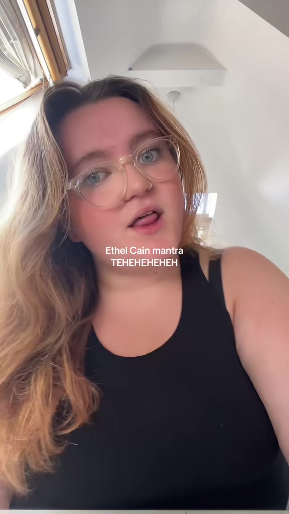 @emi ⎕📖🫧