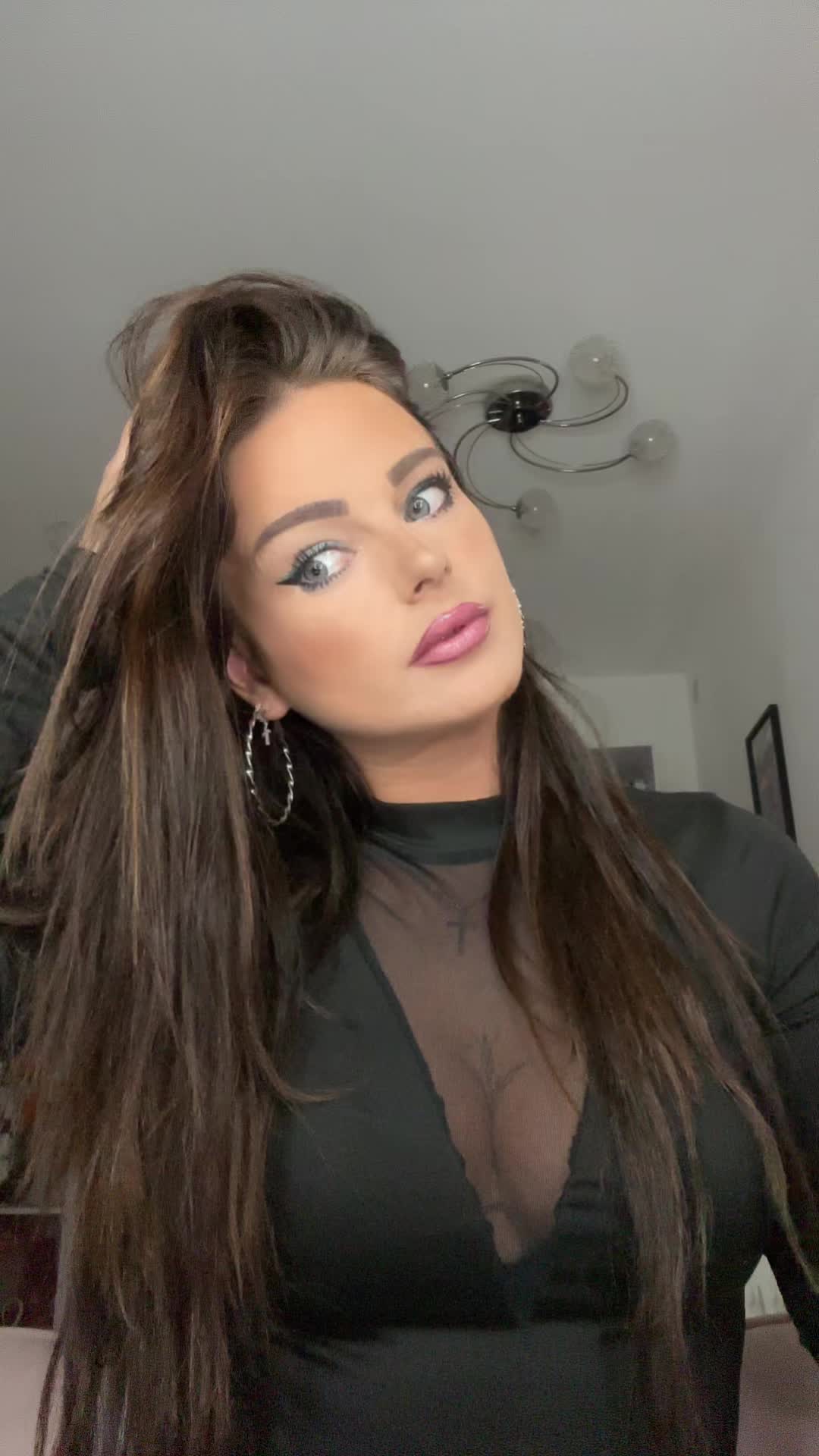 @🔥🦋 Tiff-Any 🦋🔥