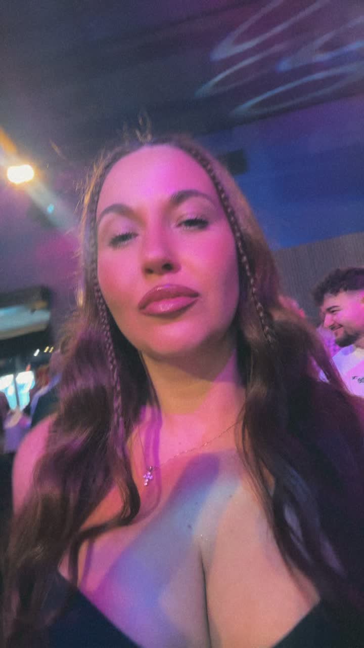 @Andra_Bcr