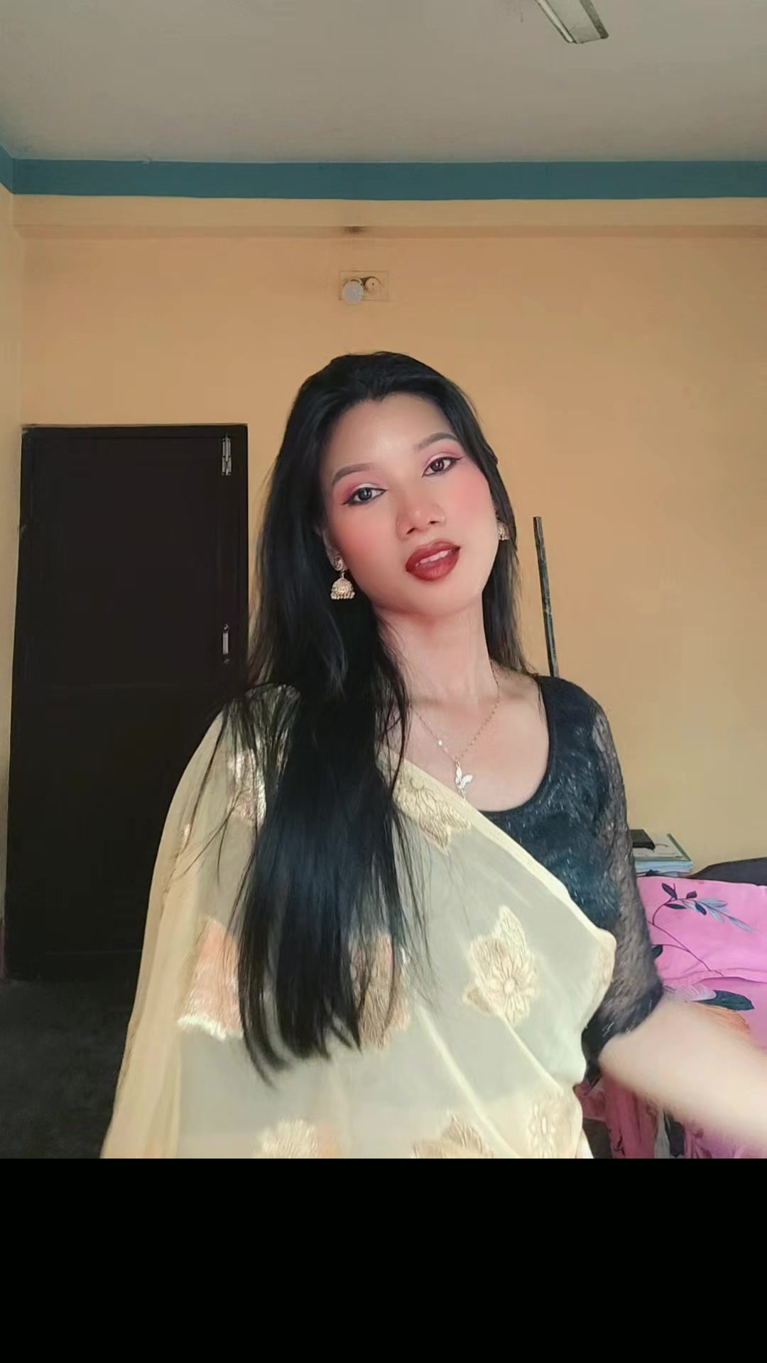 @alinakws2