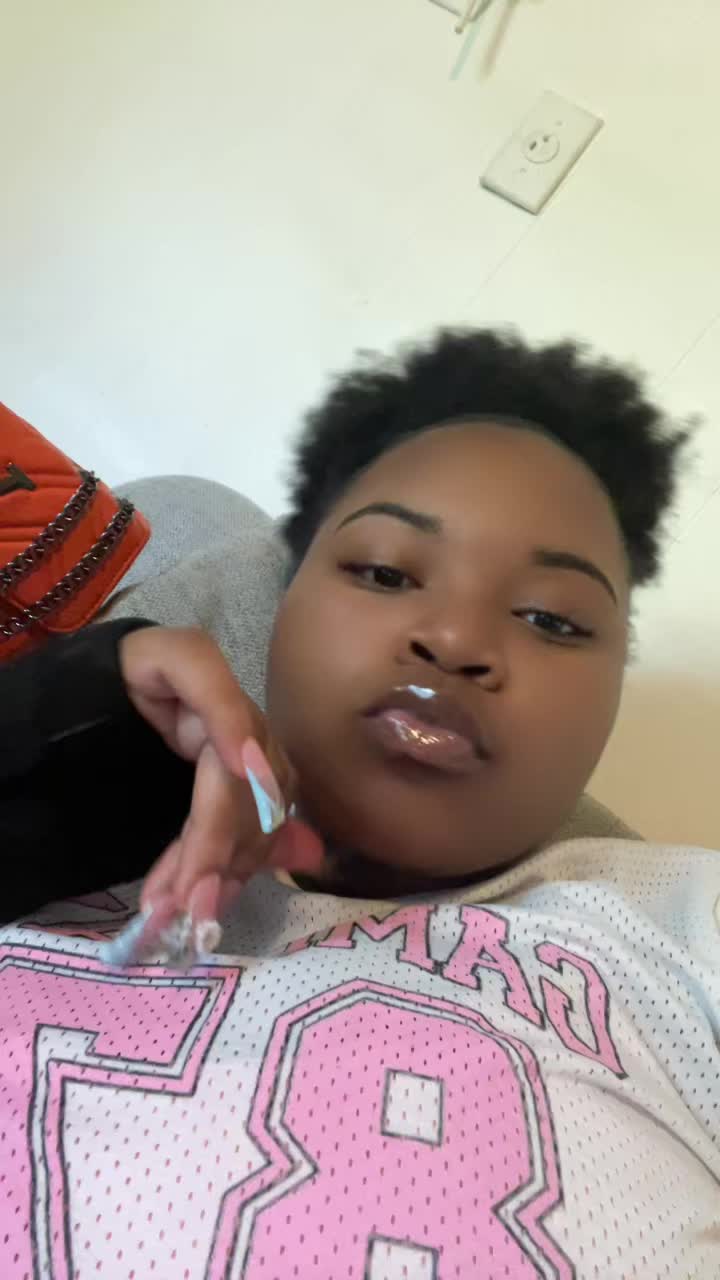 @Damyahja