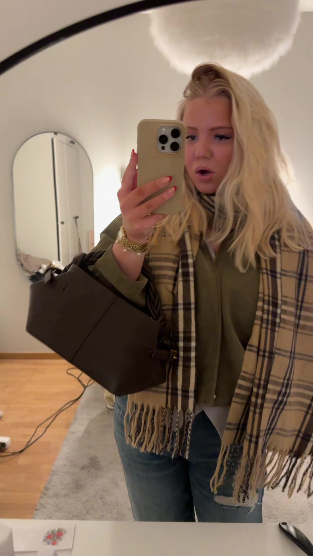 @Ellen M.