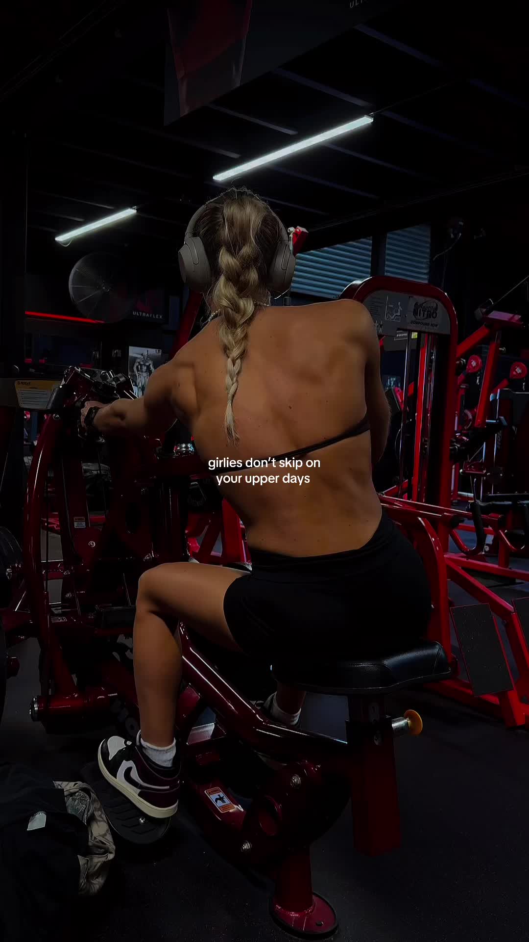 @ellourafit