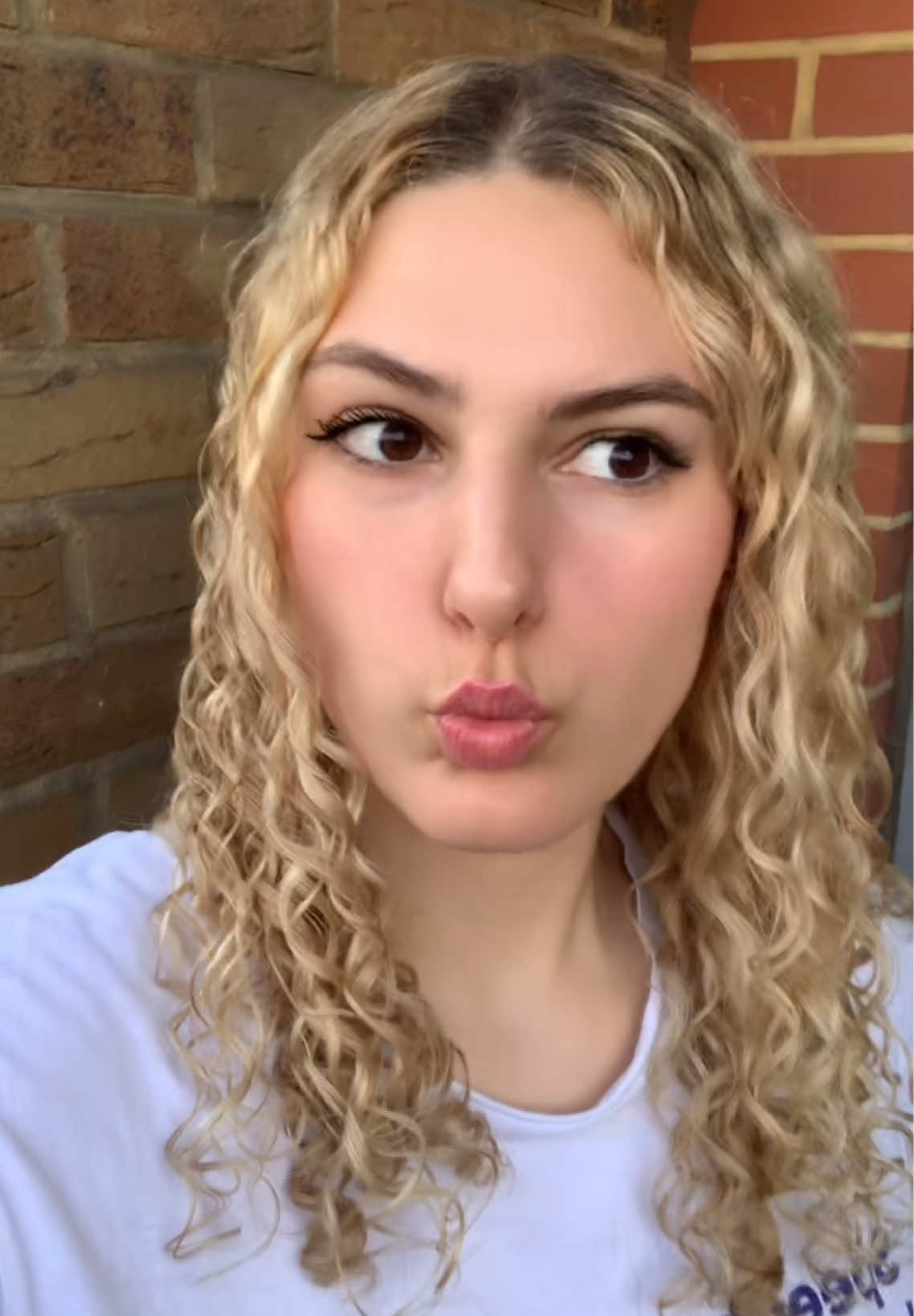 @lunasanteusanio