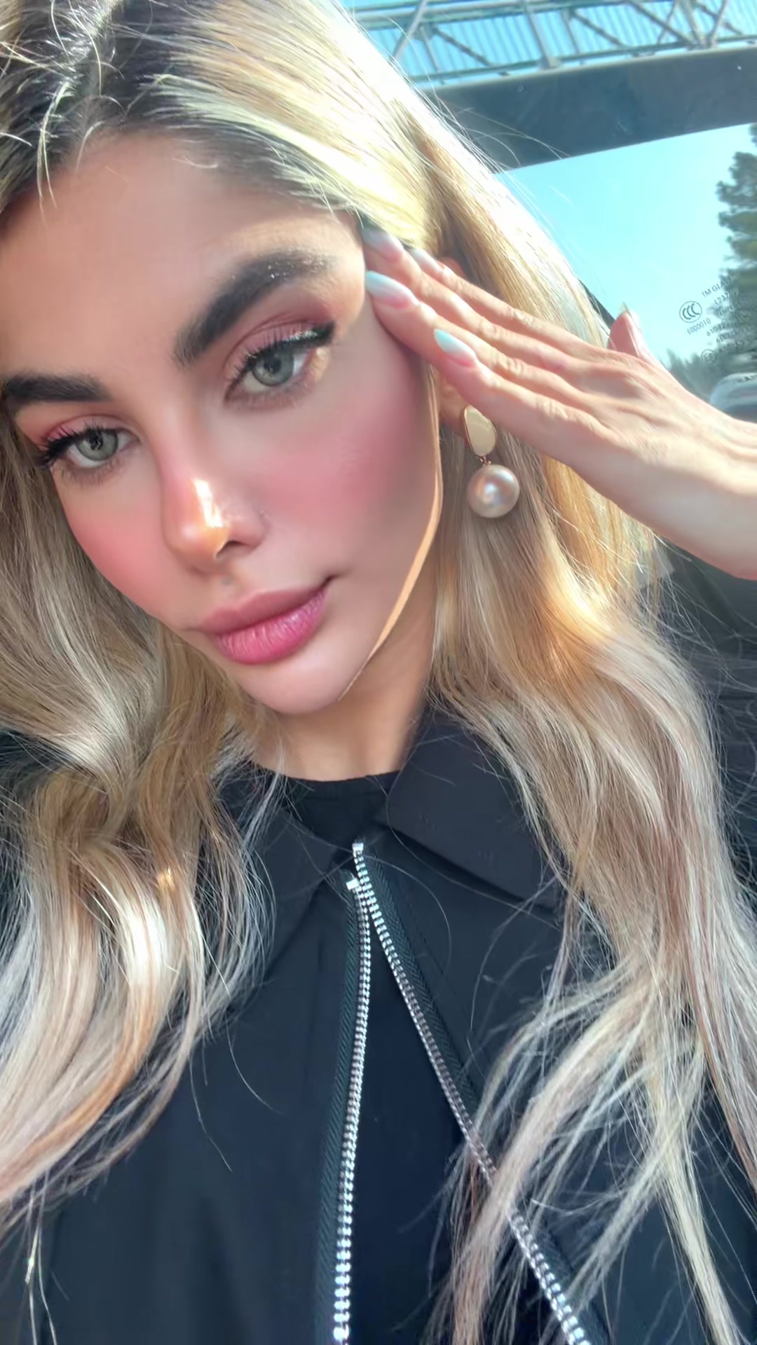 @Niloofar