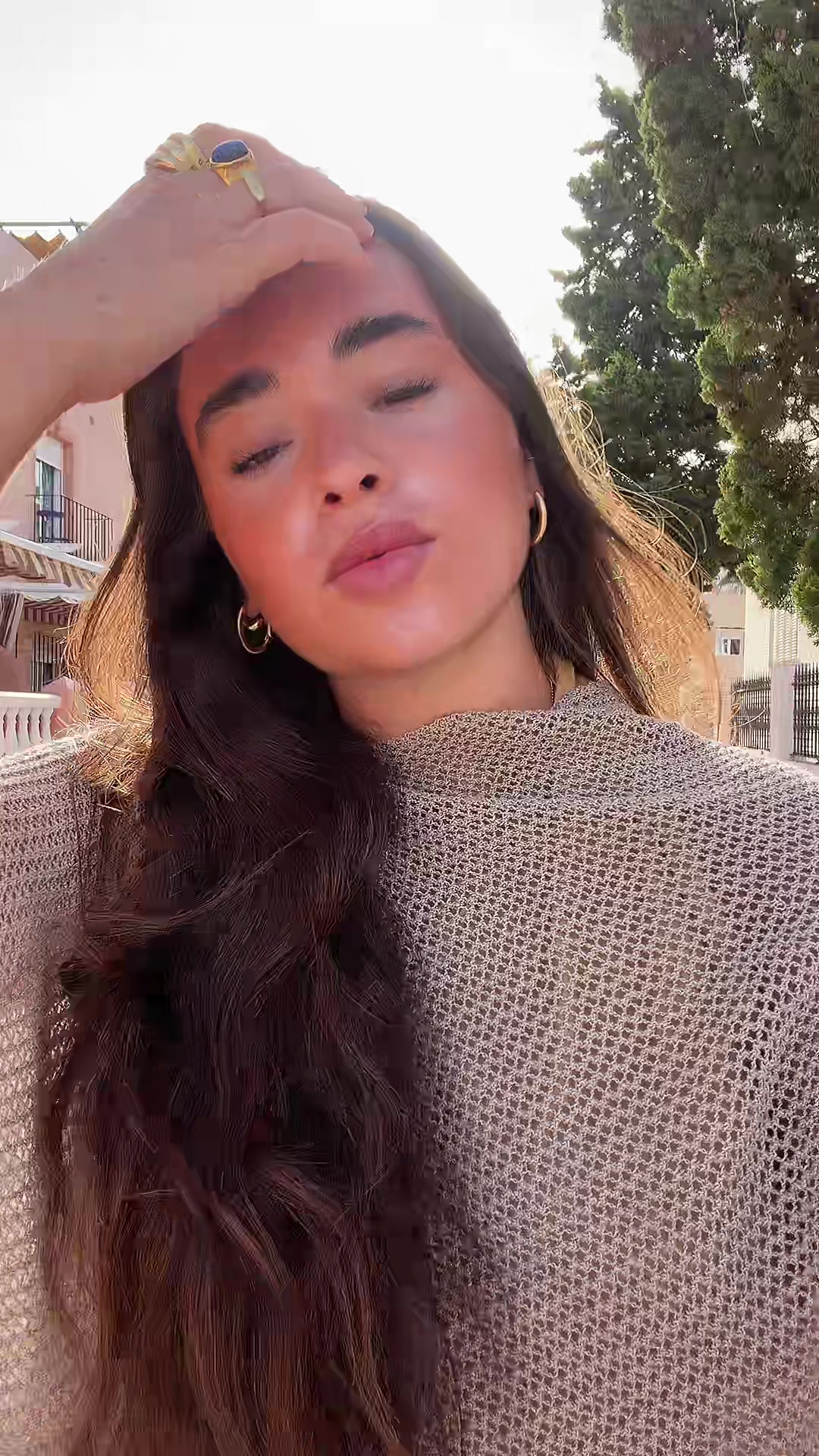 @Sara Barrial