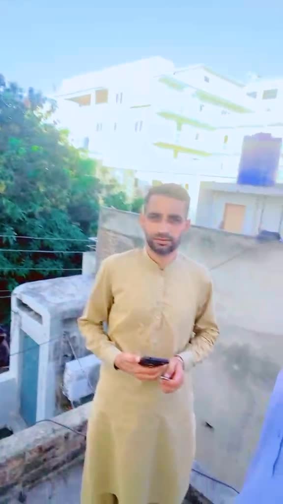 @RAJA KASHMIRI🦅
