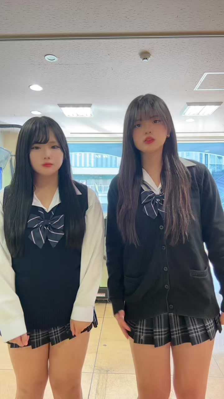 @ひな