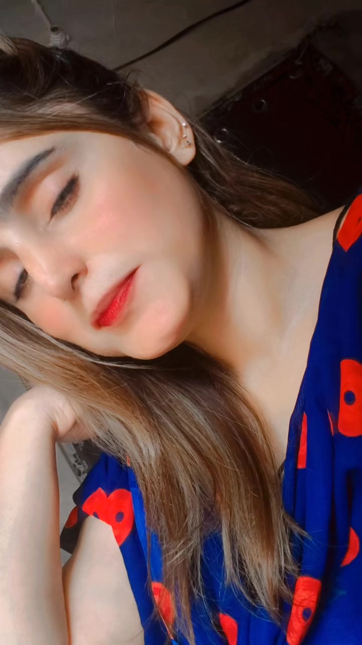 @🦋ملتانی گرل 🦋