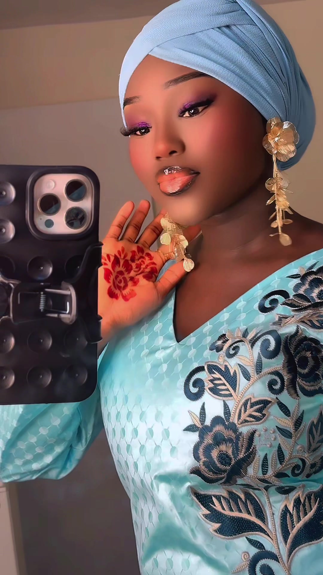 @niarelboundawbi2