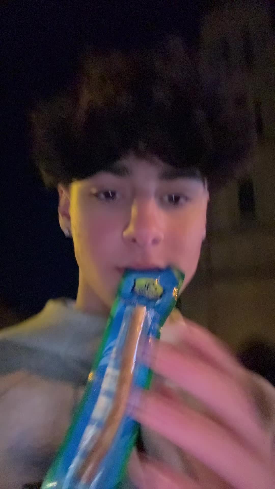 @L&Eacute;O