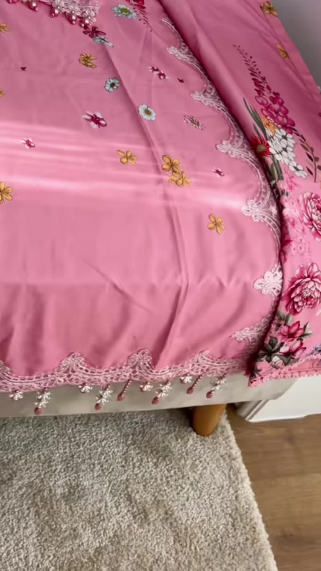 @Zebtique