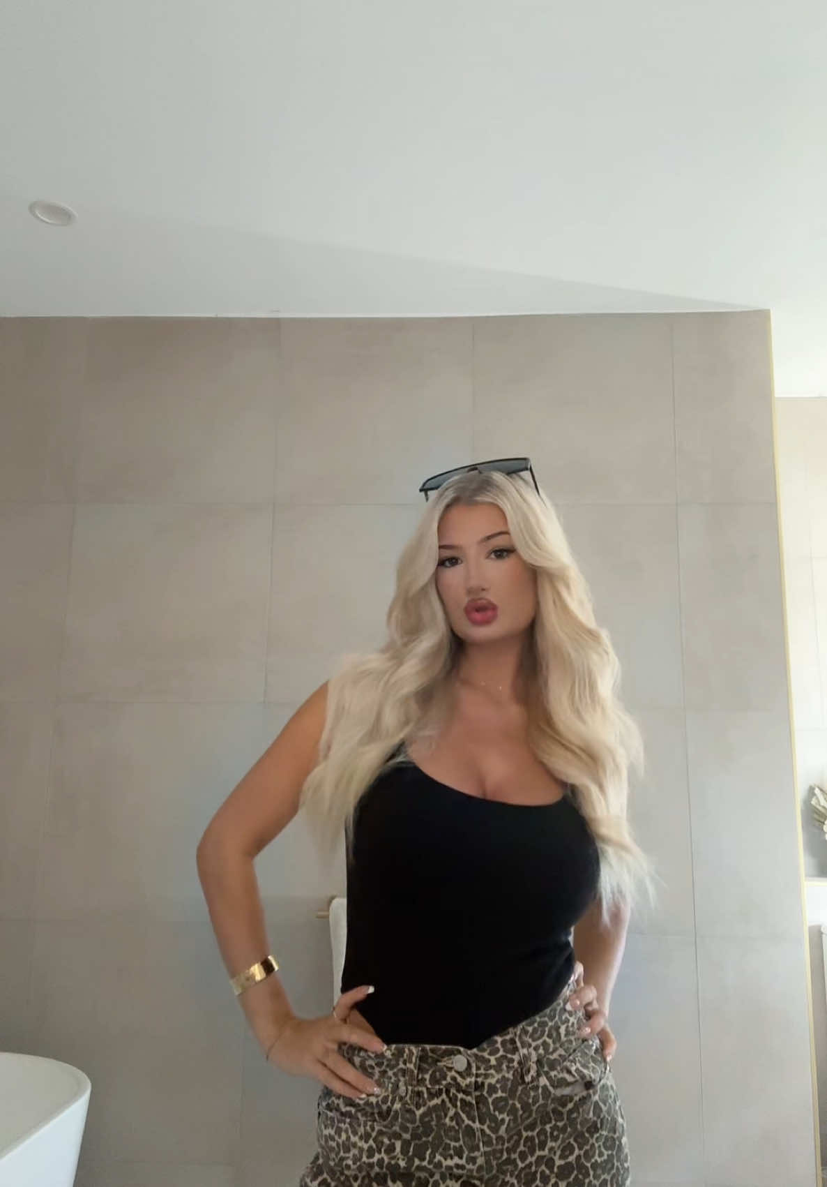 @Lara♊️