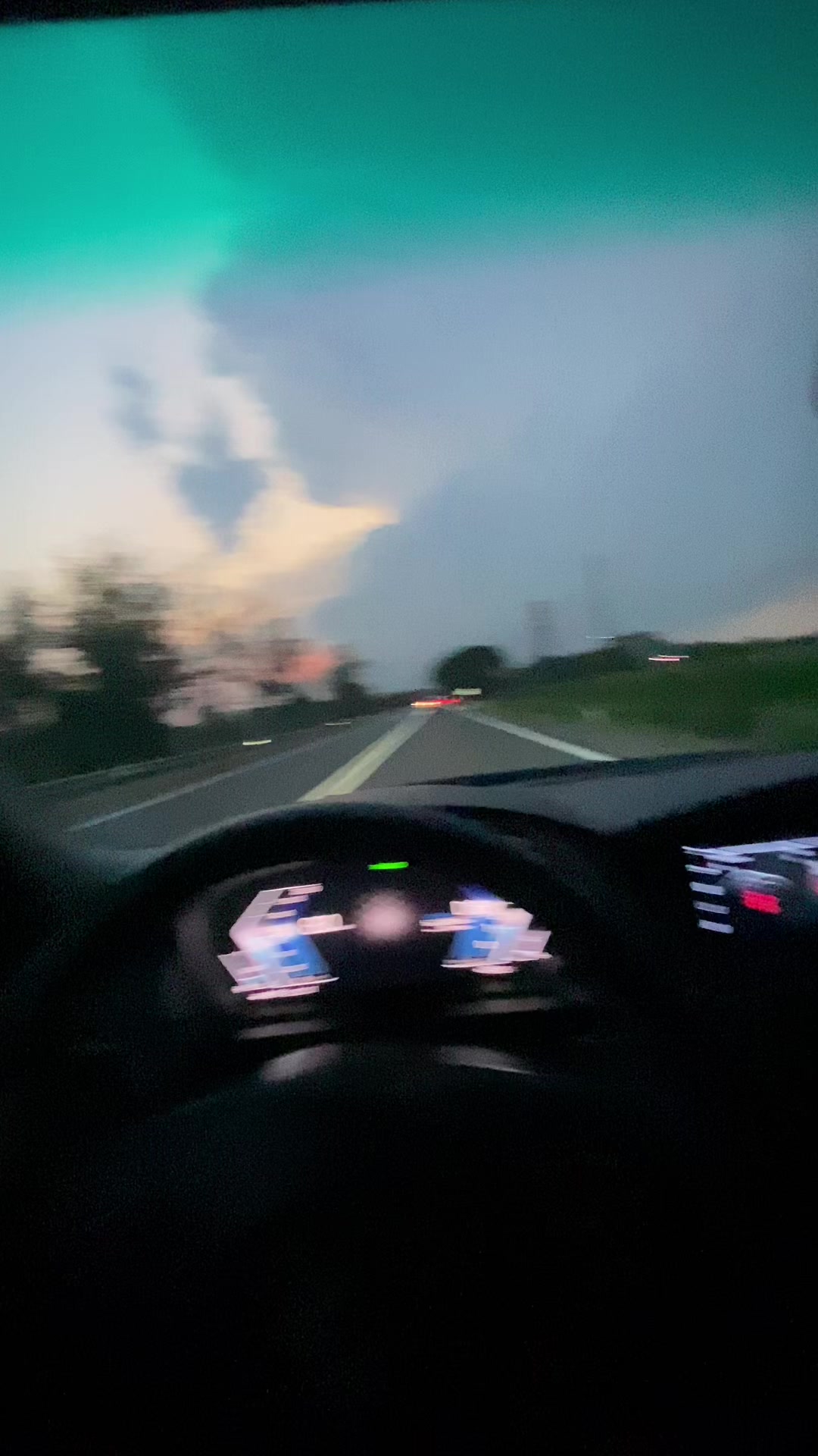 @Gaby 🇷🇴🇮🇹🥰