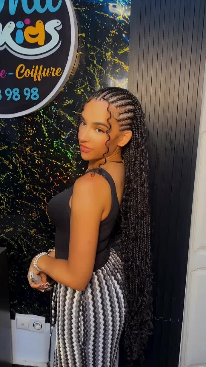 @Yona Hair Mbour