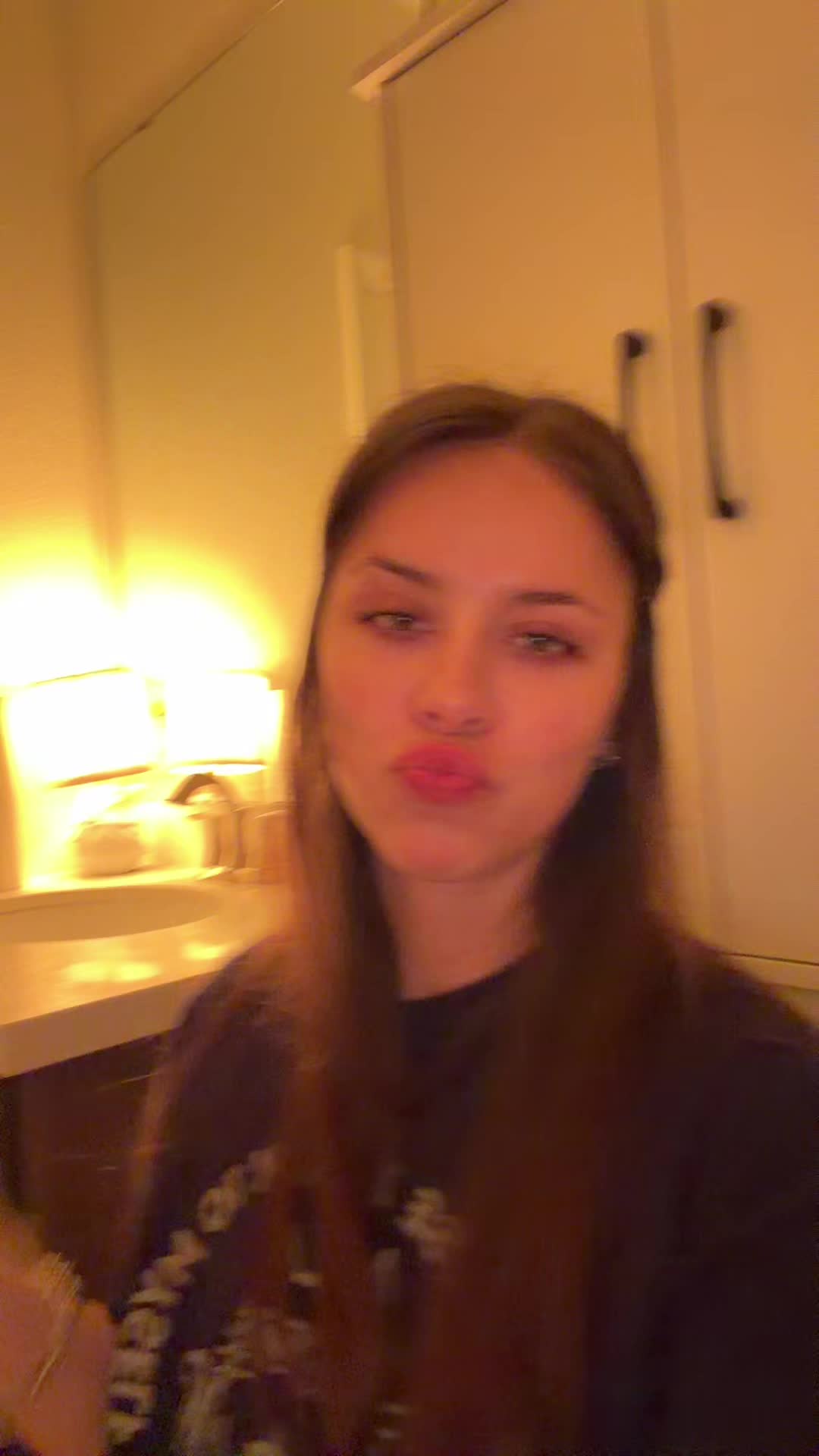 @ay_dih3