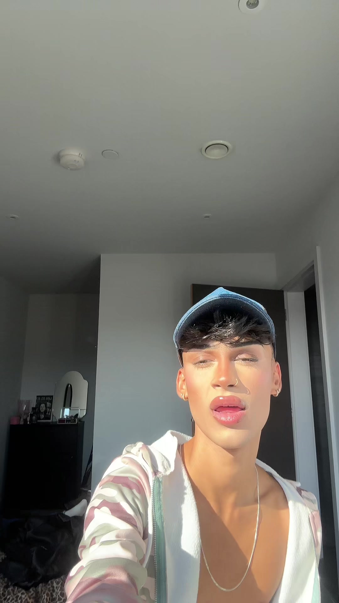 @a.gbabyy