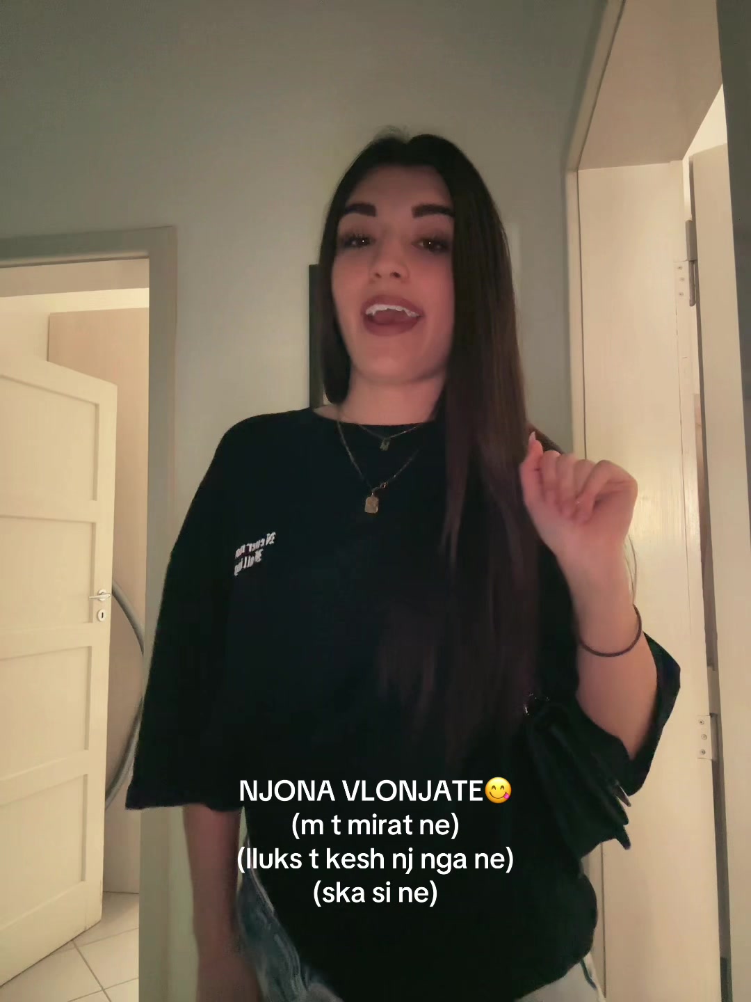 @vlonjatja