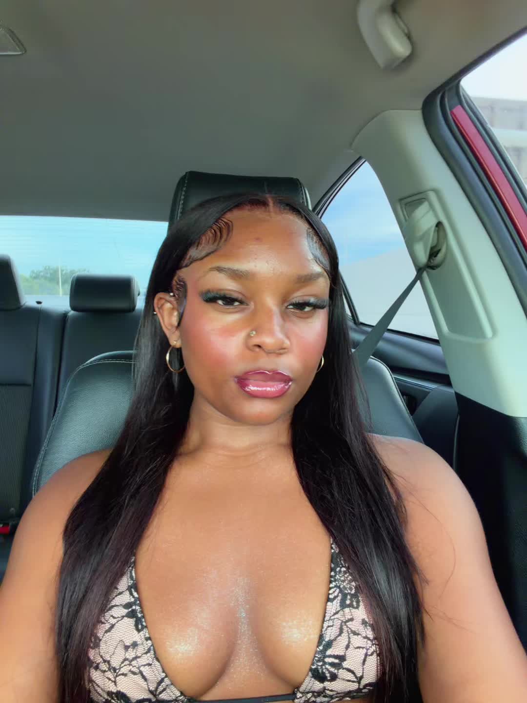 @Niya