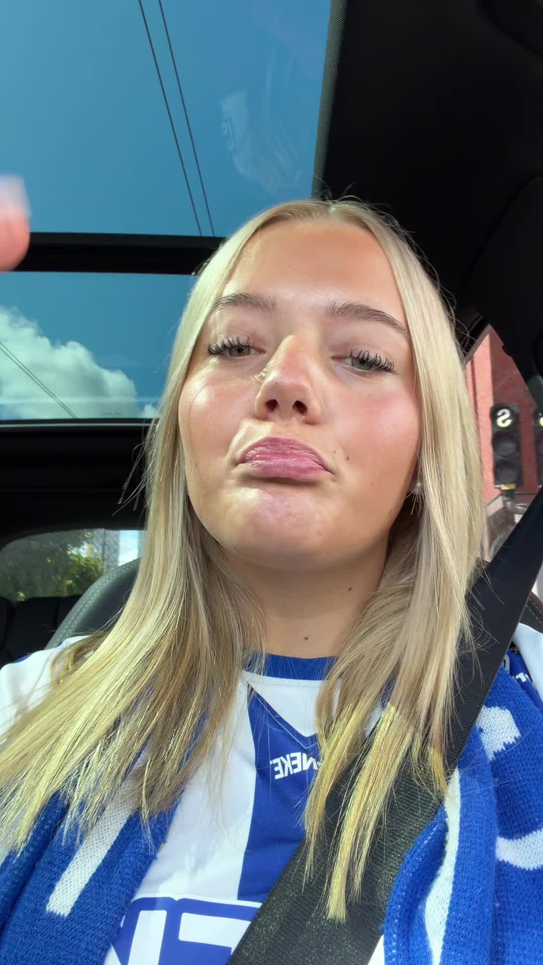 @Ängla❤️