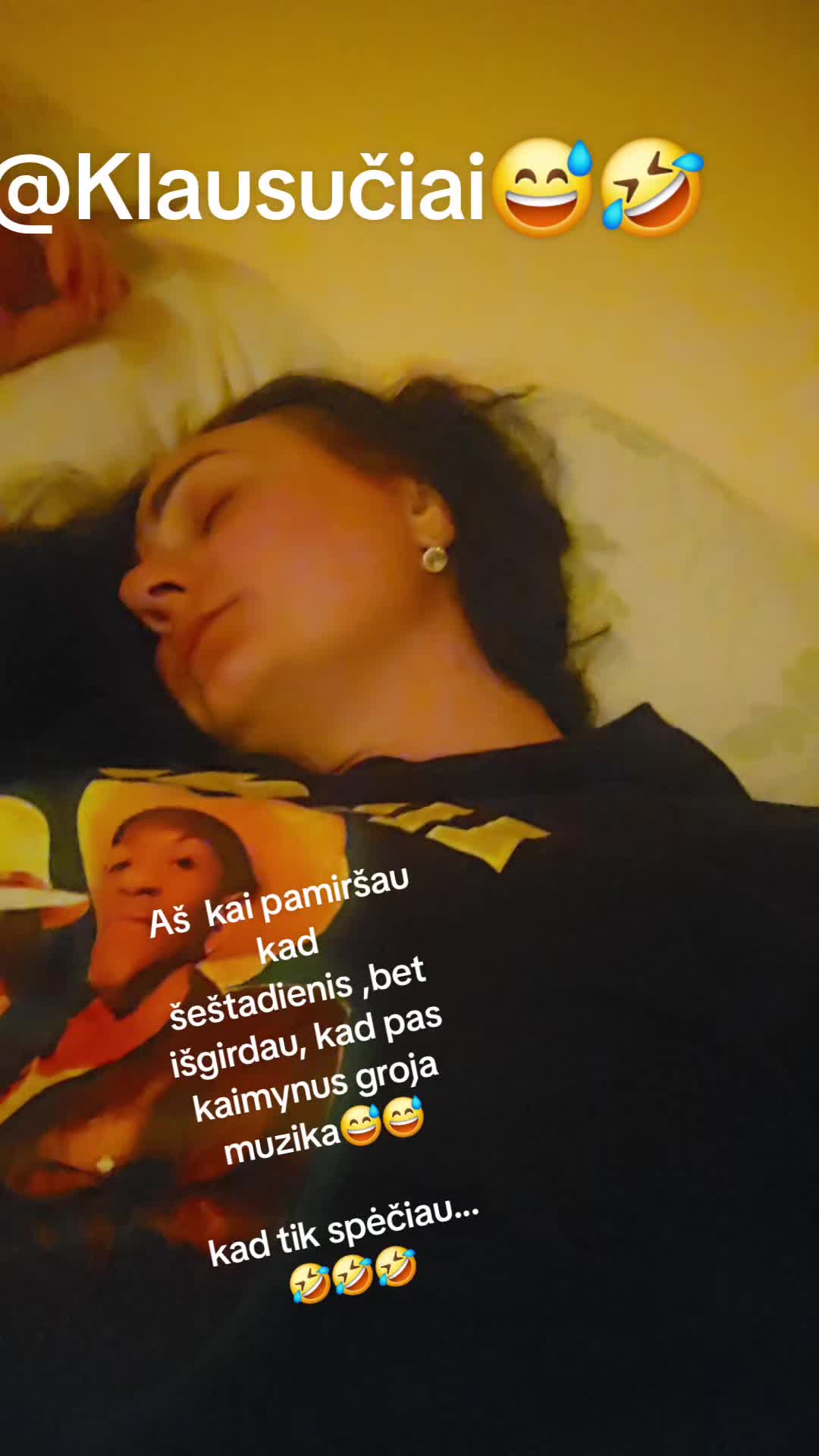 @Bosė😅
