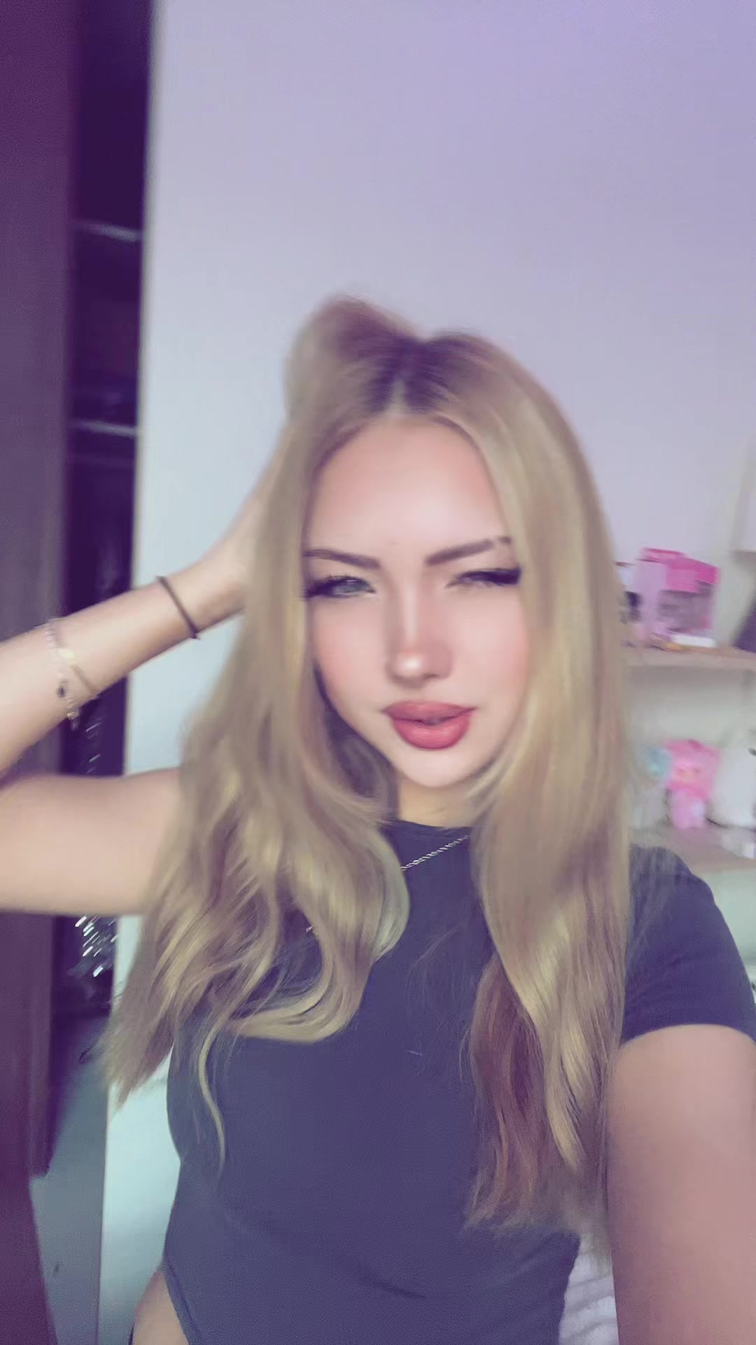 @ella ☆彡