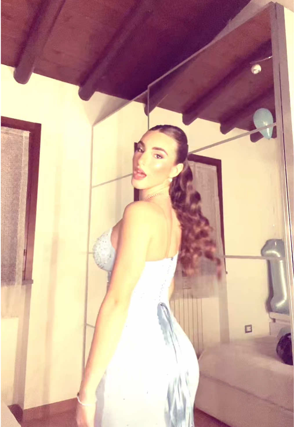 @𝐦𝐚𝐫𝐭𝐢