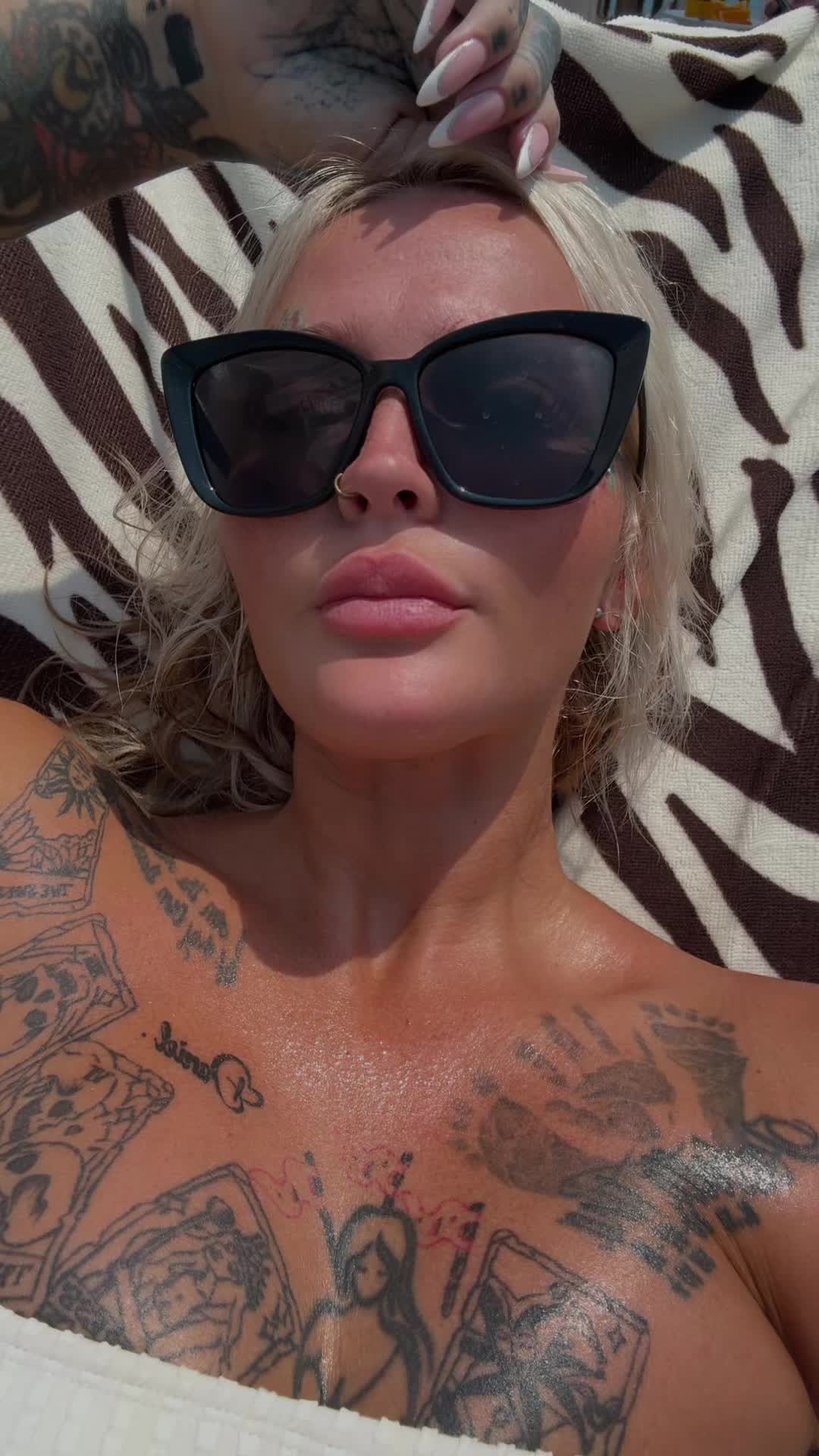 @littlemissinkbox