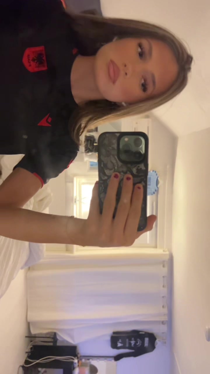 @leonaa🇦🇱