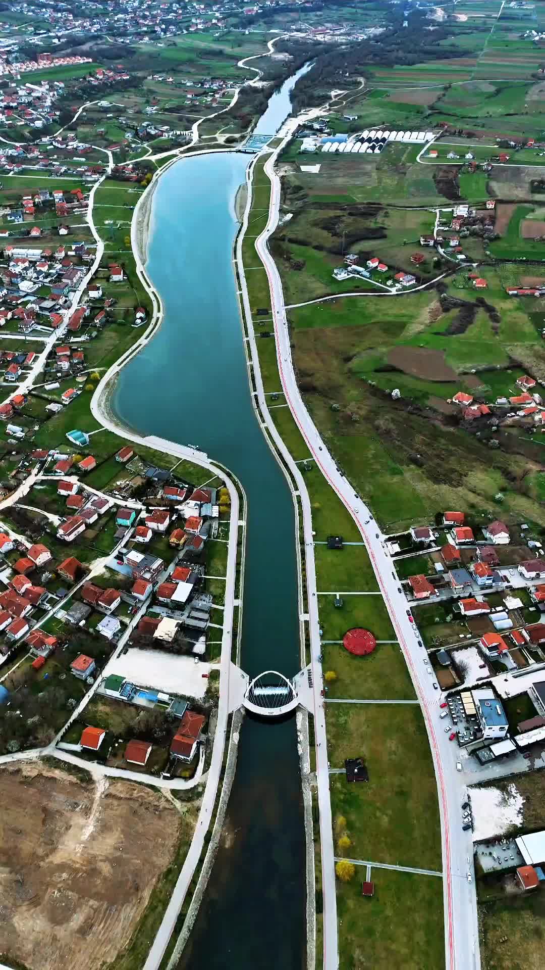 @Show me Kosovo