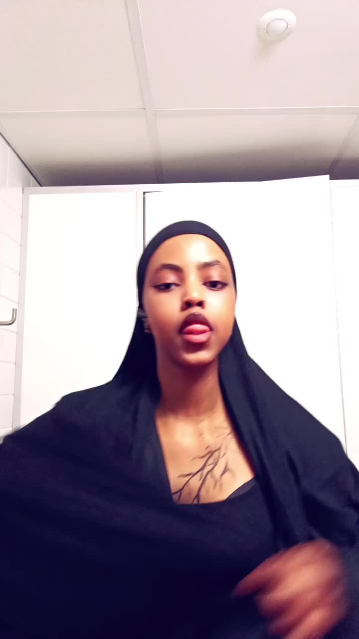 @🥷🏽🔥Hafza🇸🇴❤️&zwj;🔥💀👻