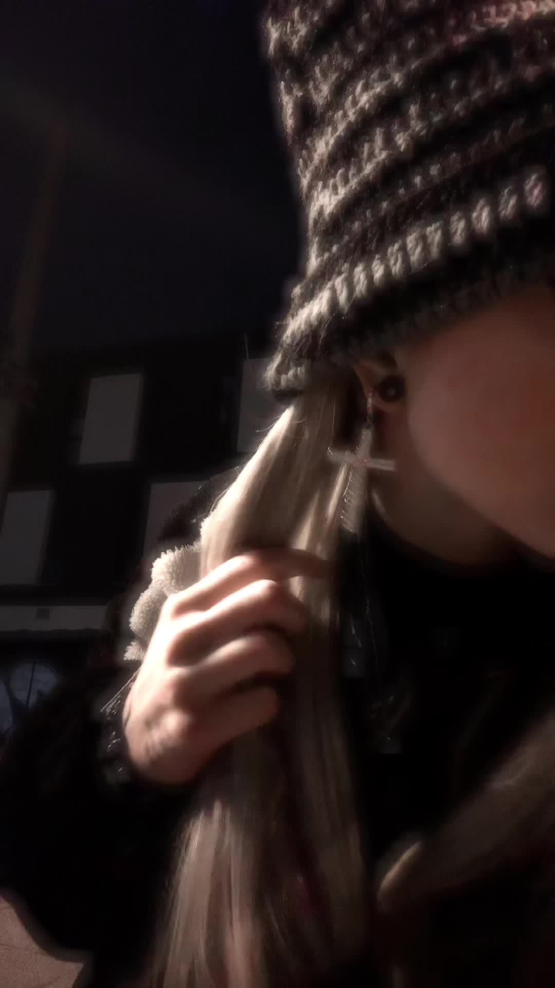 @holly.sm444