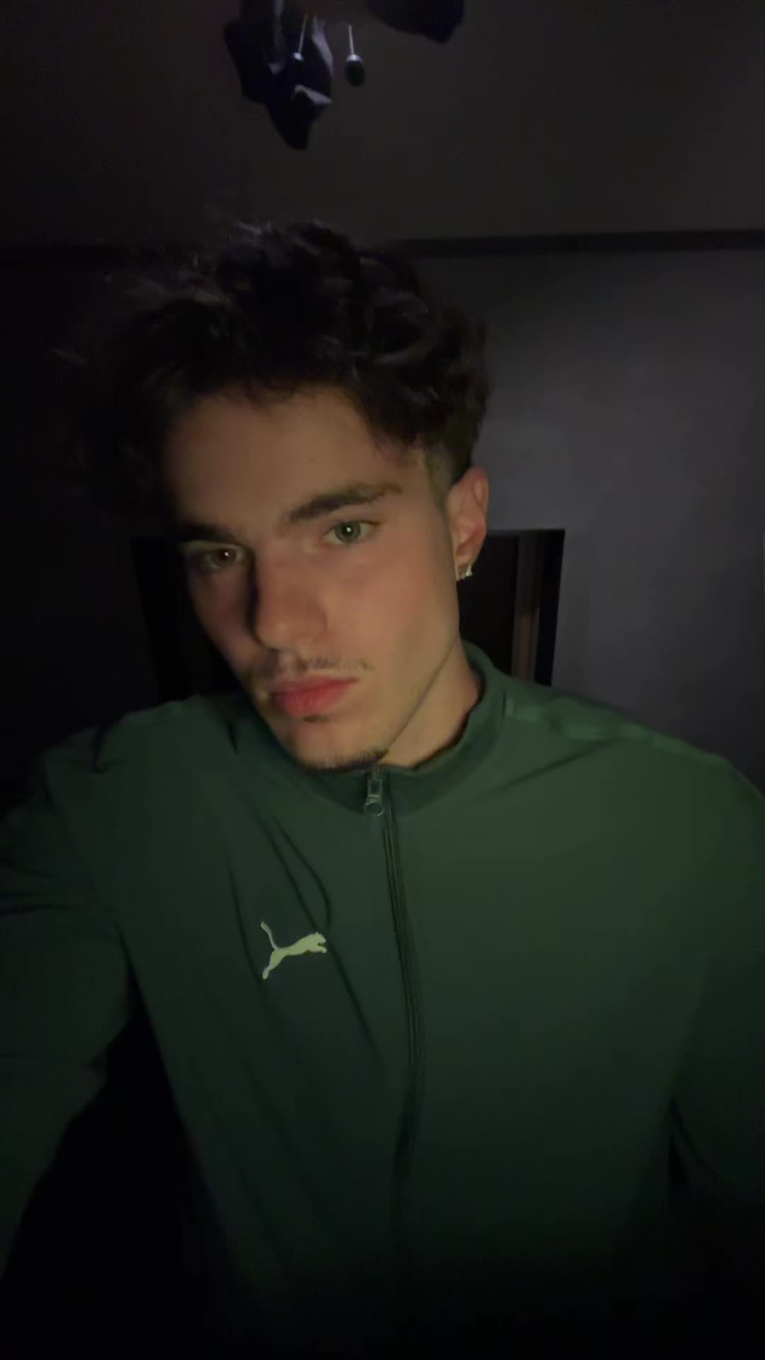 @Loïs